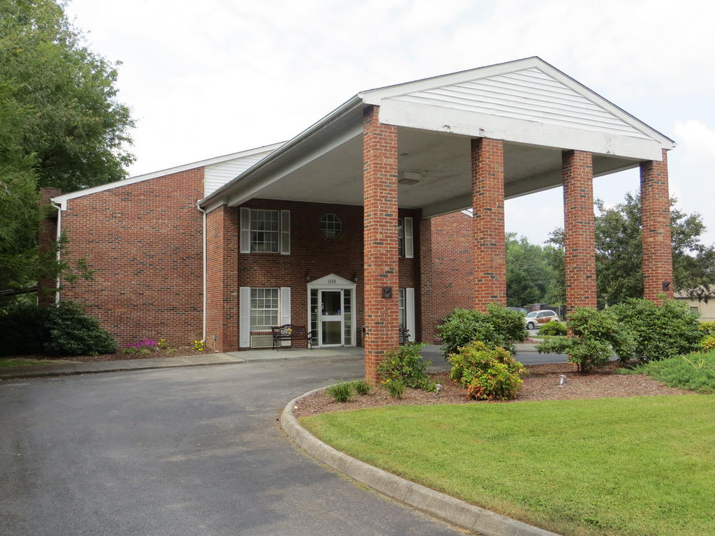 Americourt Hotel And Suites - Elizabethton Экстерьер фото